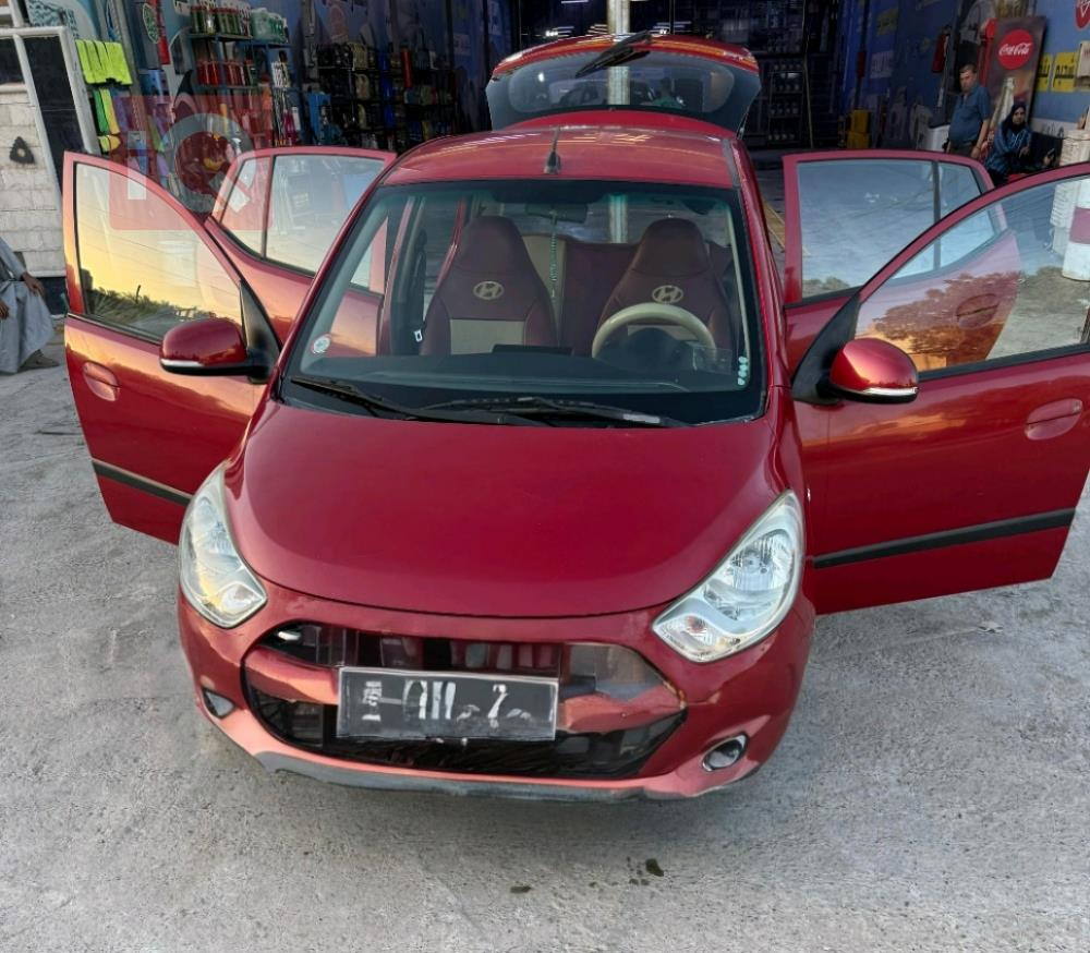 هیوندای i10